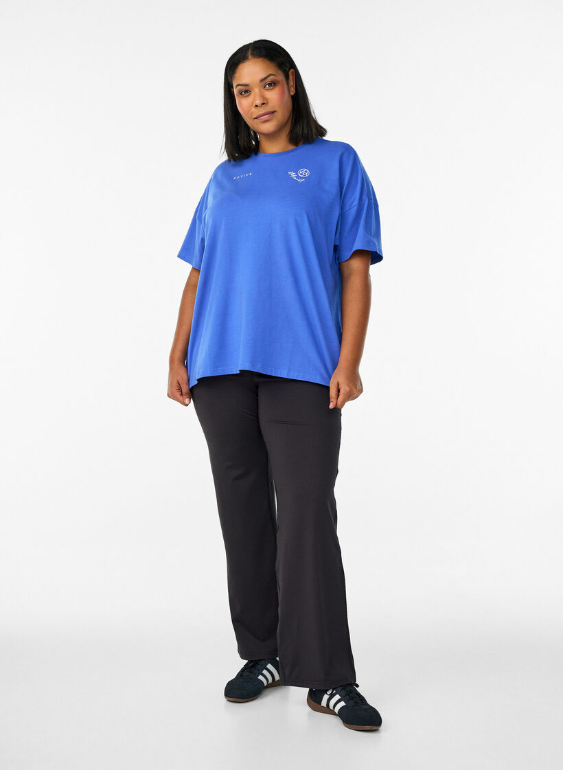 T-shirt en coton bio avec un petit motif sur le devant, Bleu, Model image number 1