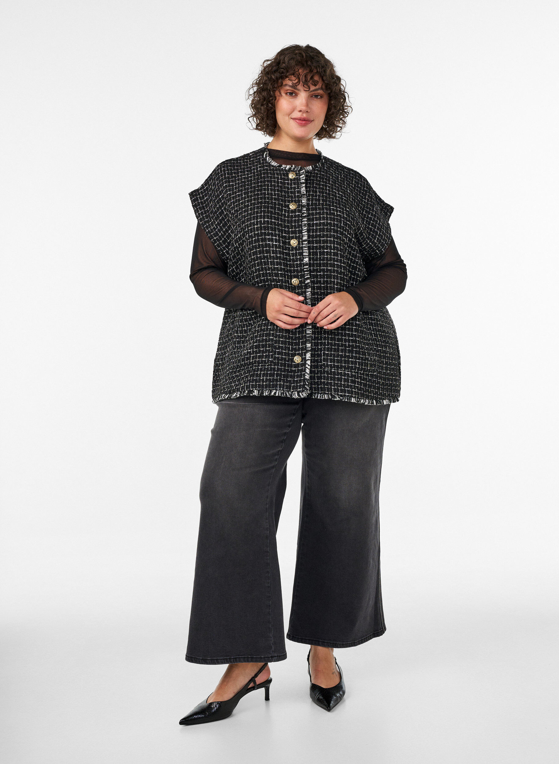 ZizziGilet &agrave; carreaux avec boutons d&eacute;coratifs, Noir, Model image number 1
