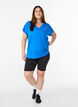 T-shirt ample de sport &agrave; col en V, Bleu, Model image number 1