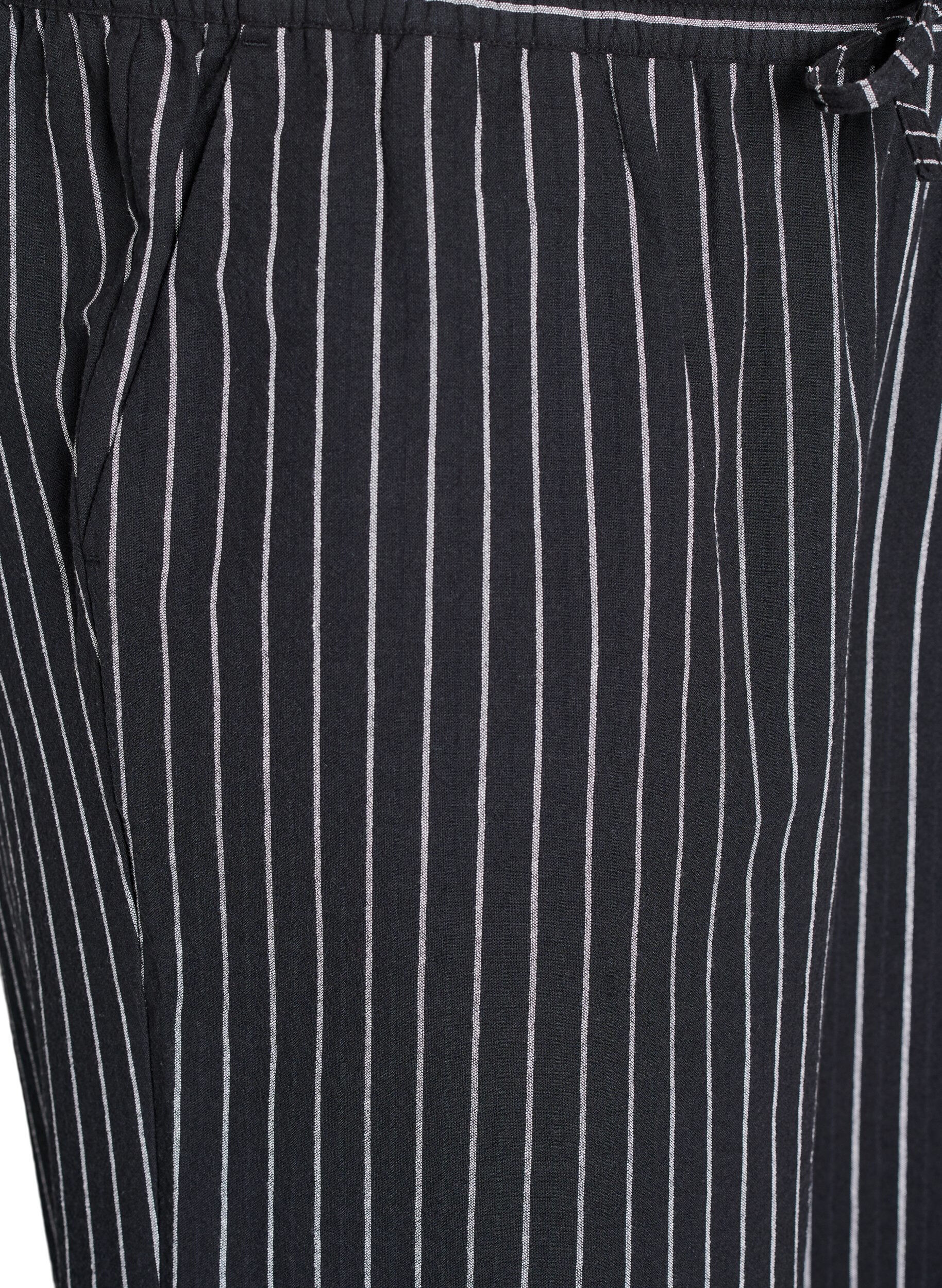 ZizziPantalon ample avec taille haute et poches, Noir, Packshot image number 2