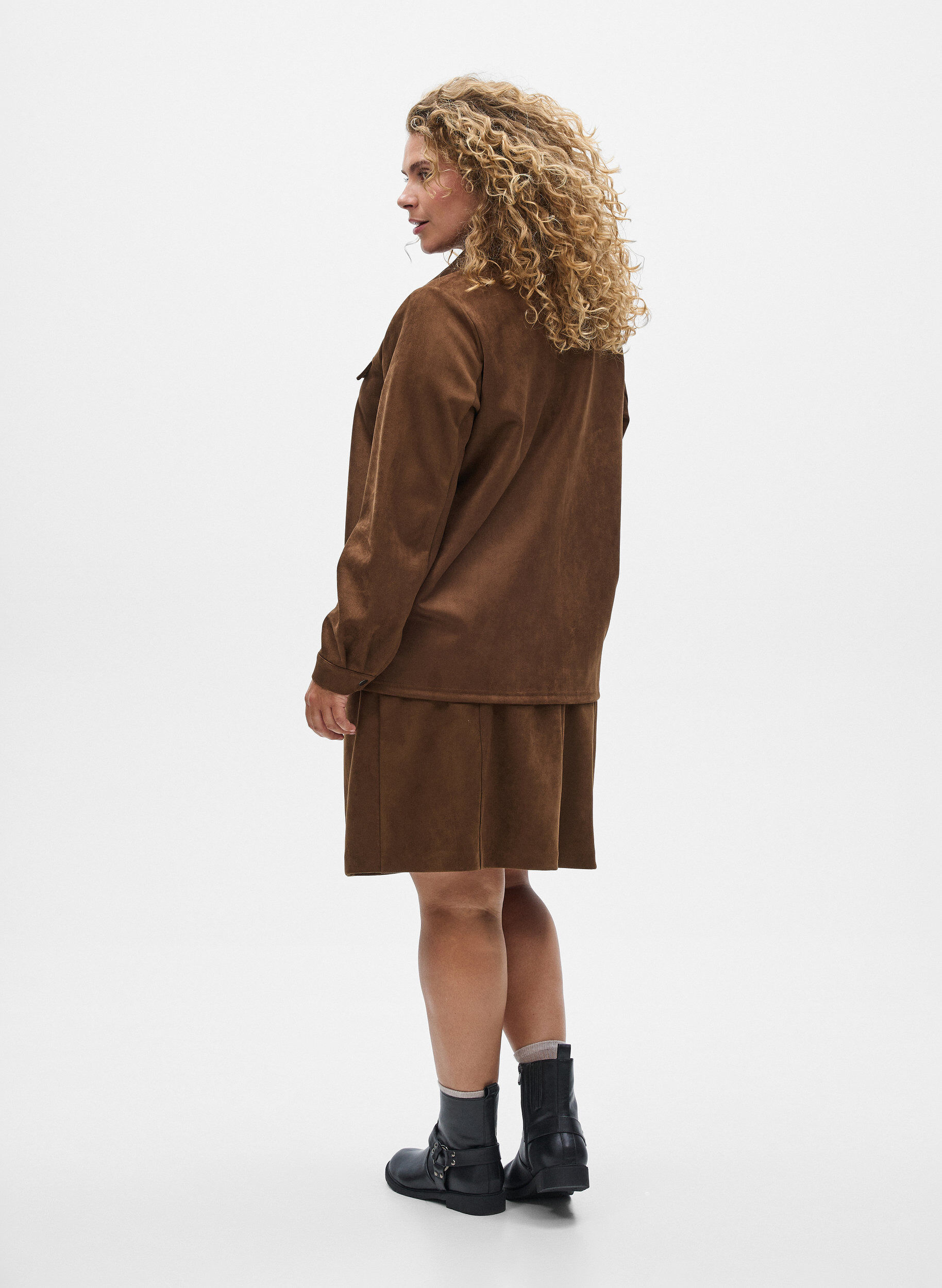 Zizzi Chemise en faux daim, Marron, Model image number 2