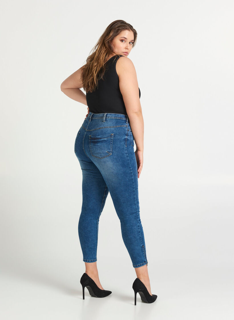 Jean court Amy avec fermeture &eacute;clair, Bleu, Model image number 2