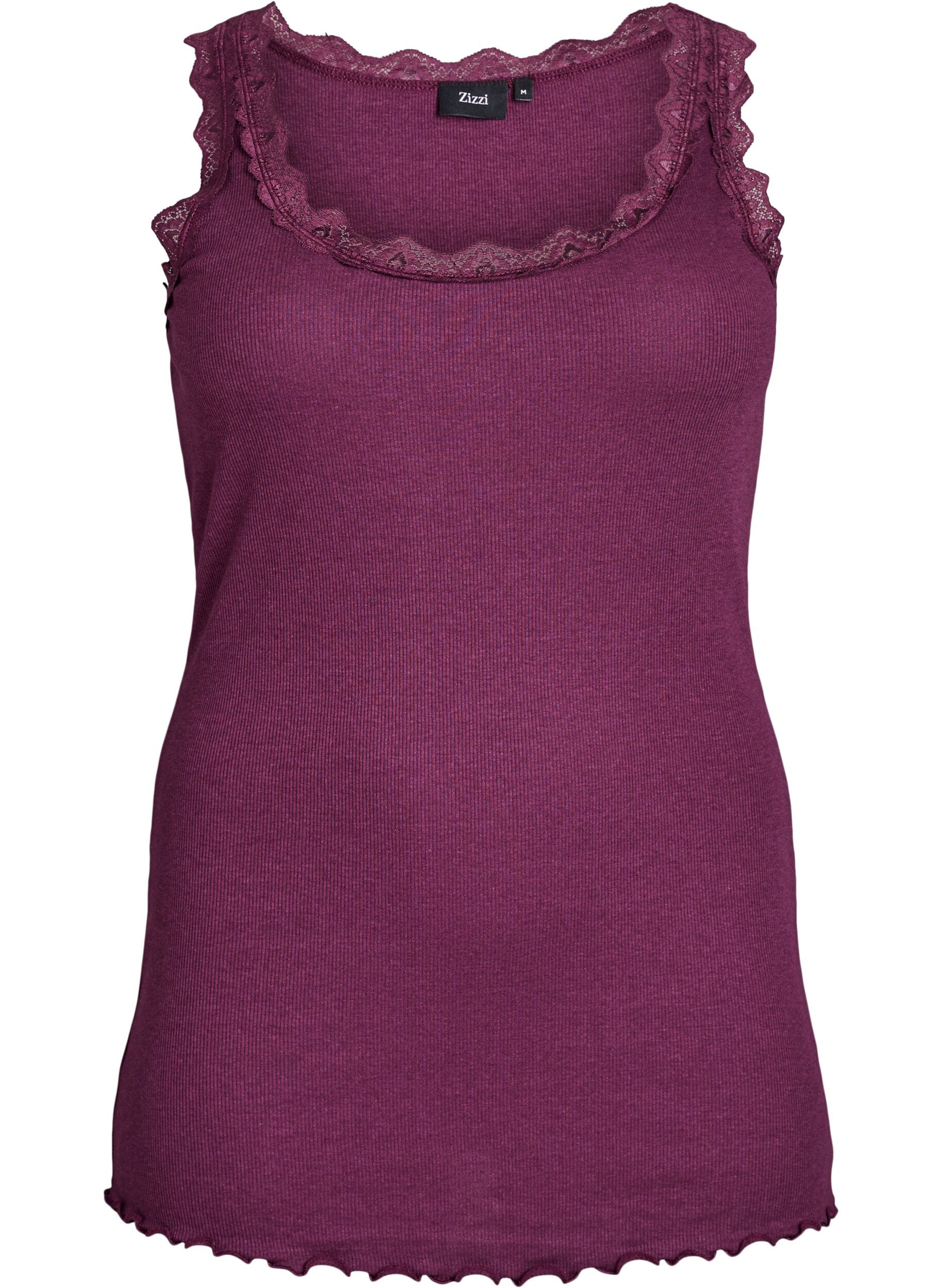 Top avec finitions en dentelle