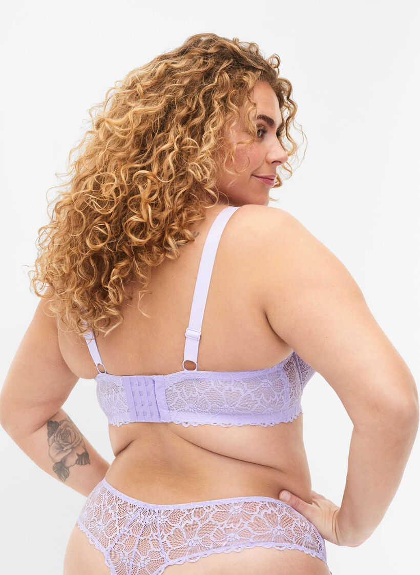 Soutien-gorge en dentelle avec armatures, Mauve, Model image number 1