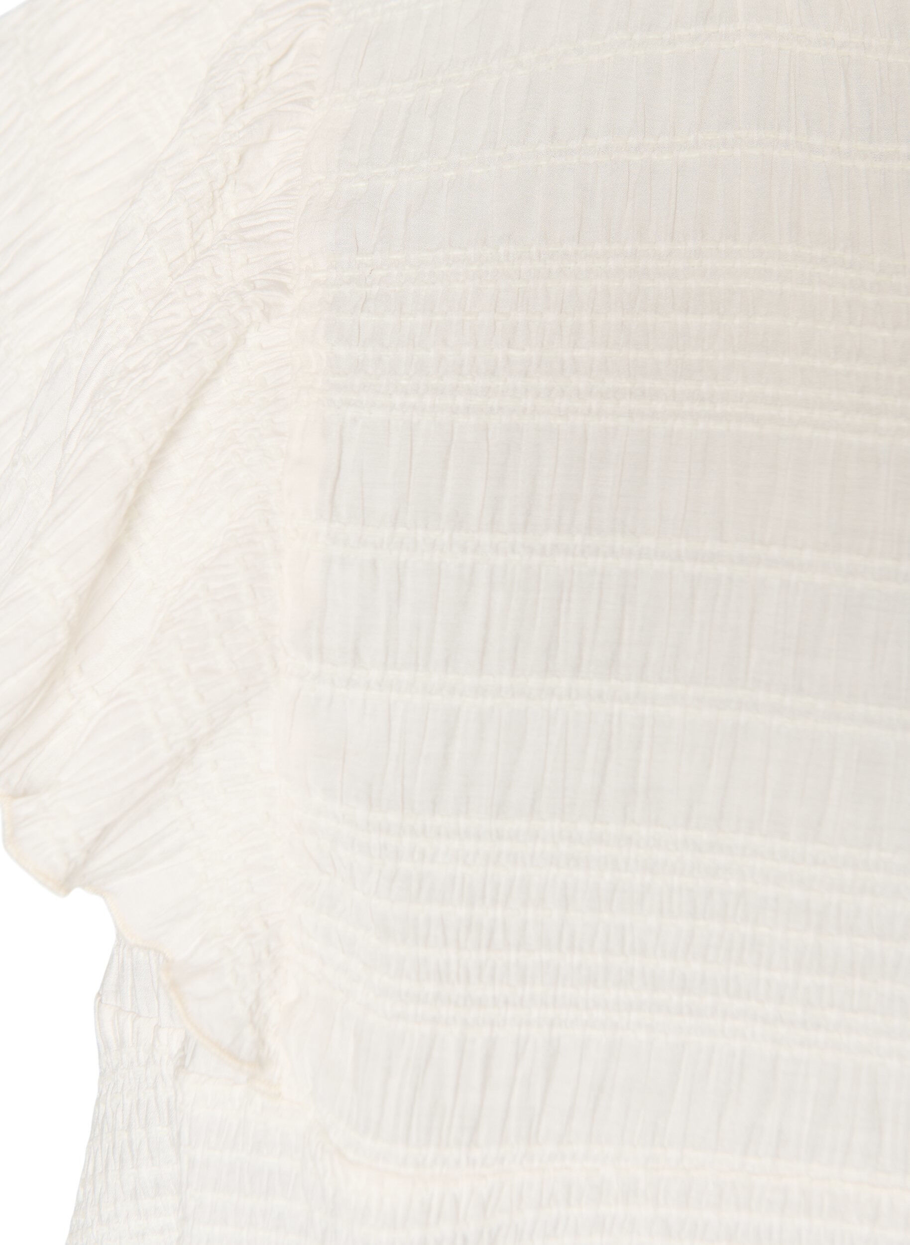 ZizziBlouse avec texture smock&eacute;e et manches &agrave; volants, Vanille, Packshot image number 2
