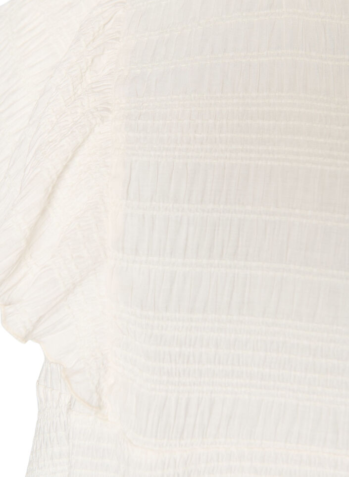 Blouse avec texture smock&eacute;e et manches &agrave; volants, Vanille, Packshot image number 2