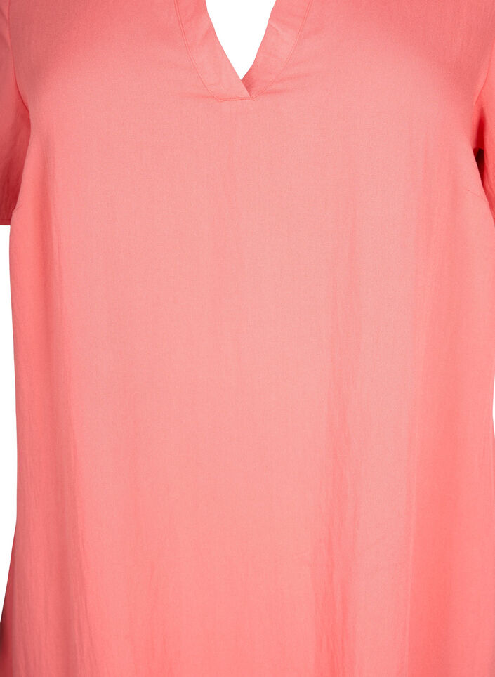 Robe en viscose à manches courtes avec encolure en V, Corail, Packshot image number 2