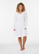 Nuisette en coton biologique avec broderie ajour&eacute;e, Blanc, Model image number 1