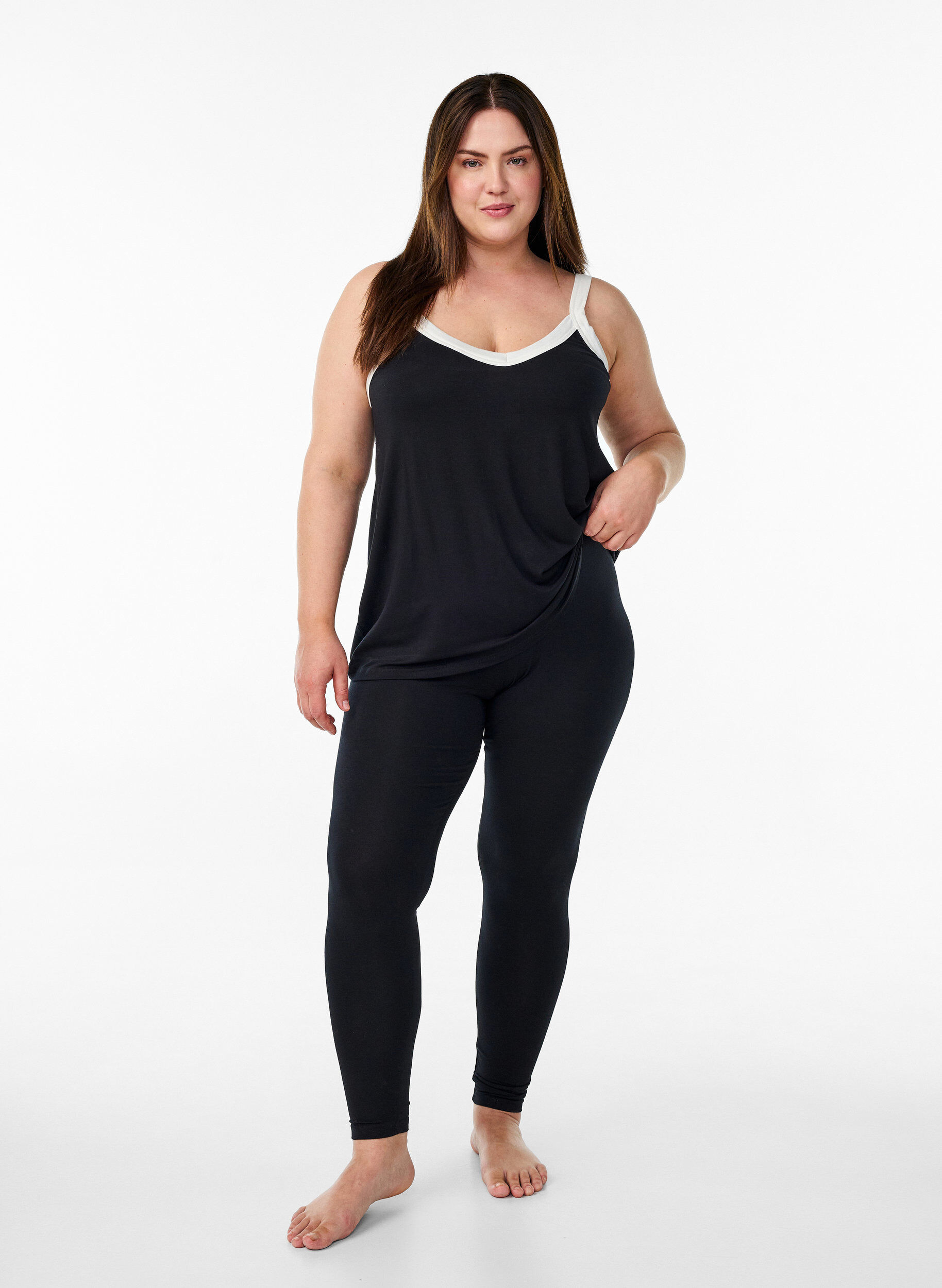 Legging mi-mollet en viscose, Noir, Model
