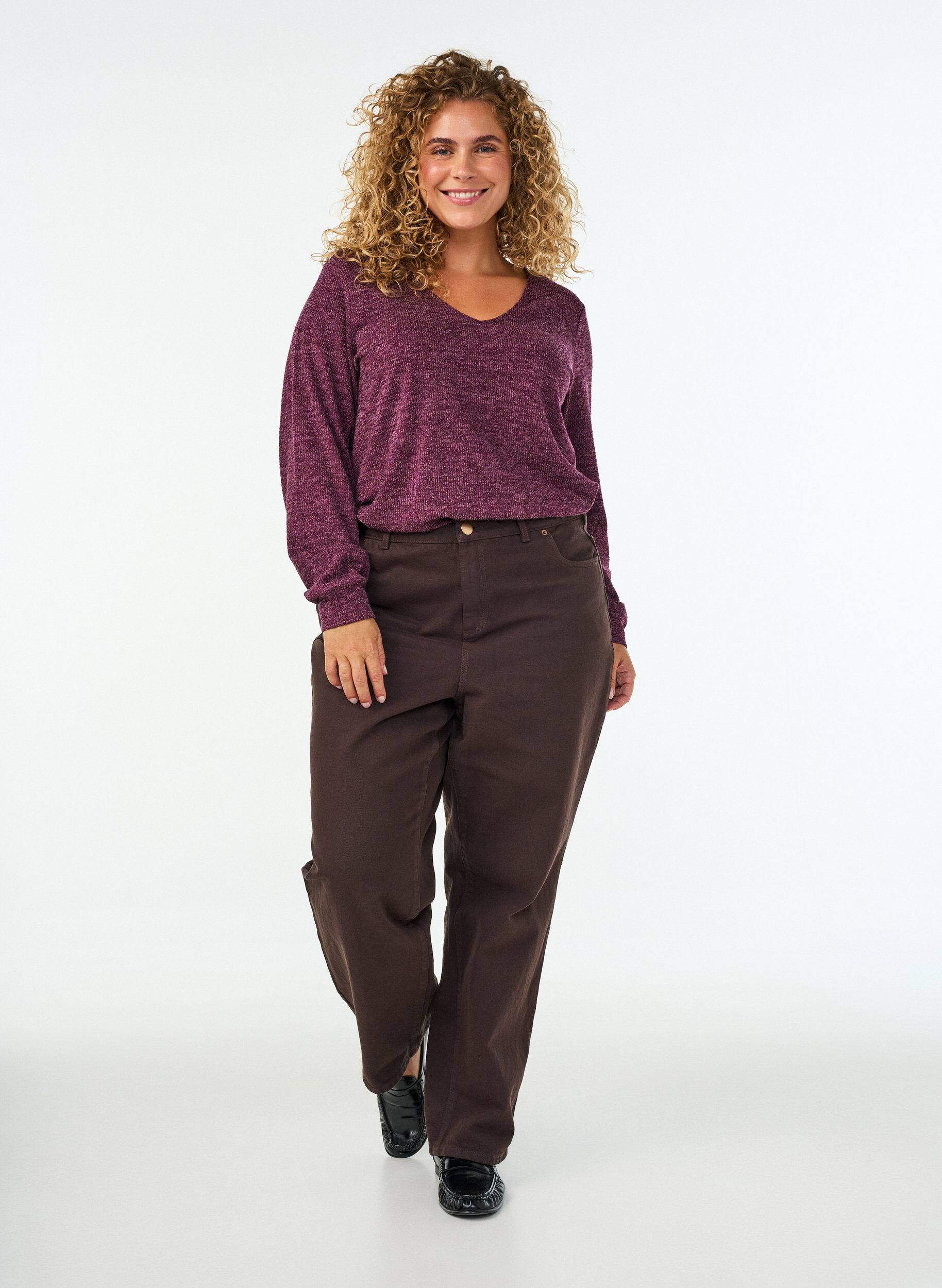 ZizziBlouse en jersey avec col en V et manches longues, Bordeaux fonc&eacute;, Model image number 1