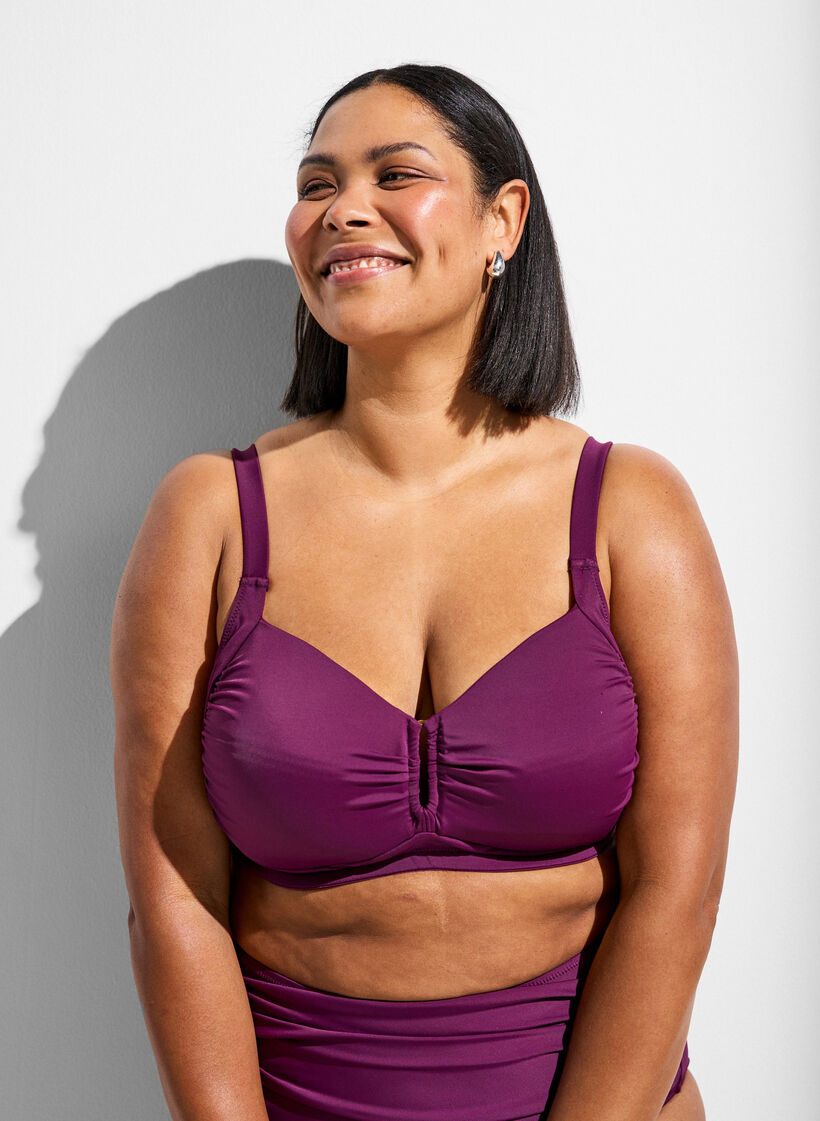 Haut de bikini rembourr&eacute; avec d&eacute;tail anneau, Violet, Model image number 0