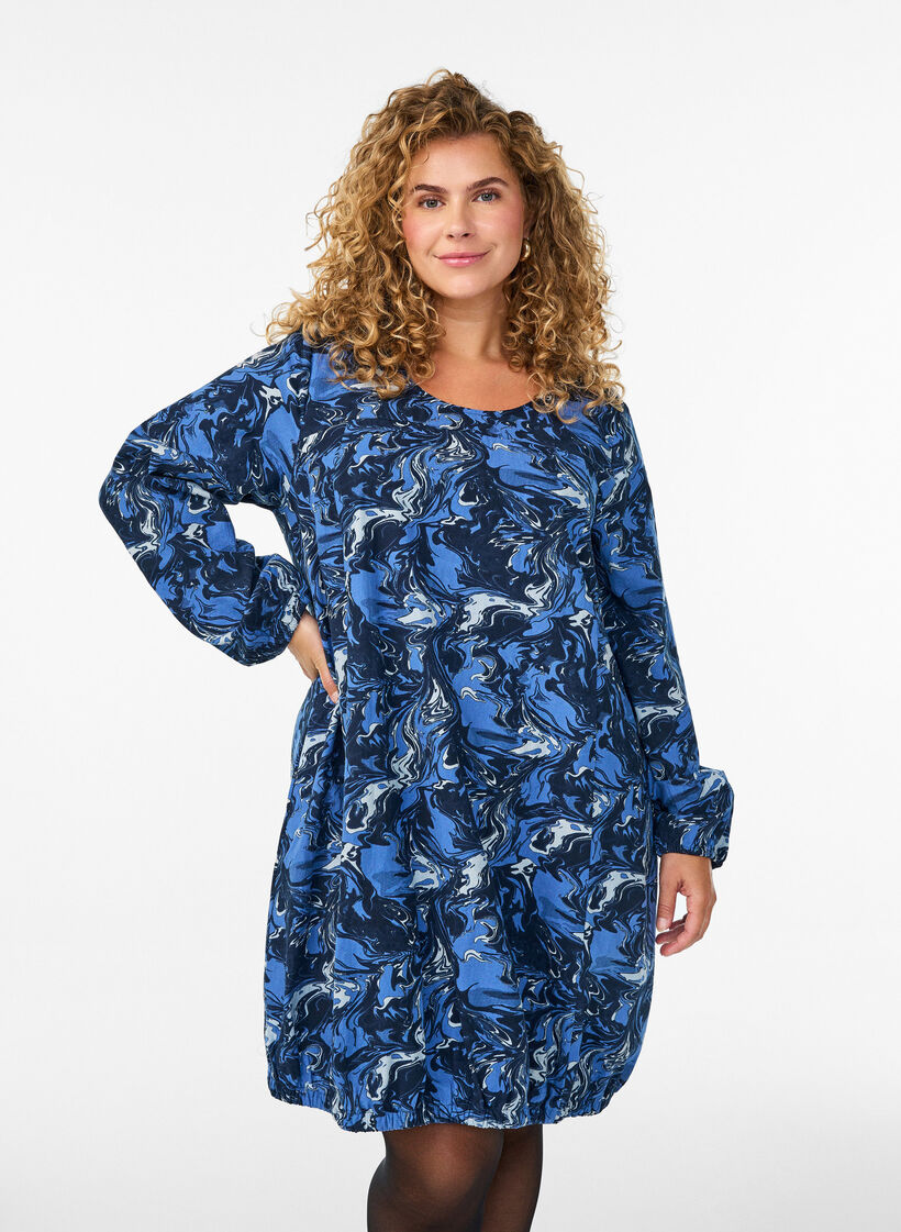 Robe courte en coton avec un ourlet &eacute;lastique et des manches longues, Bleu, Model image number 0