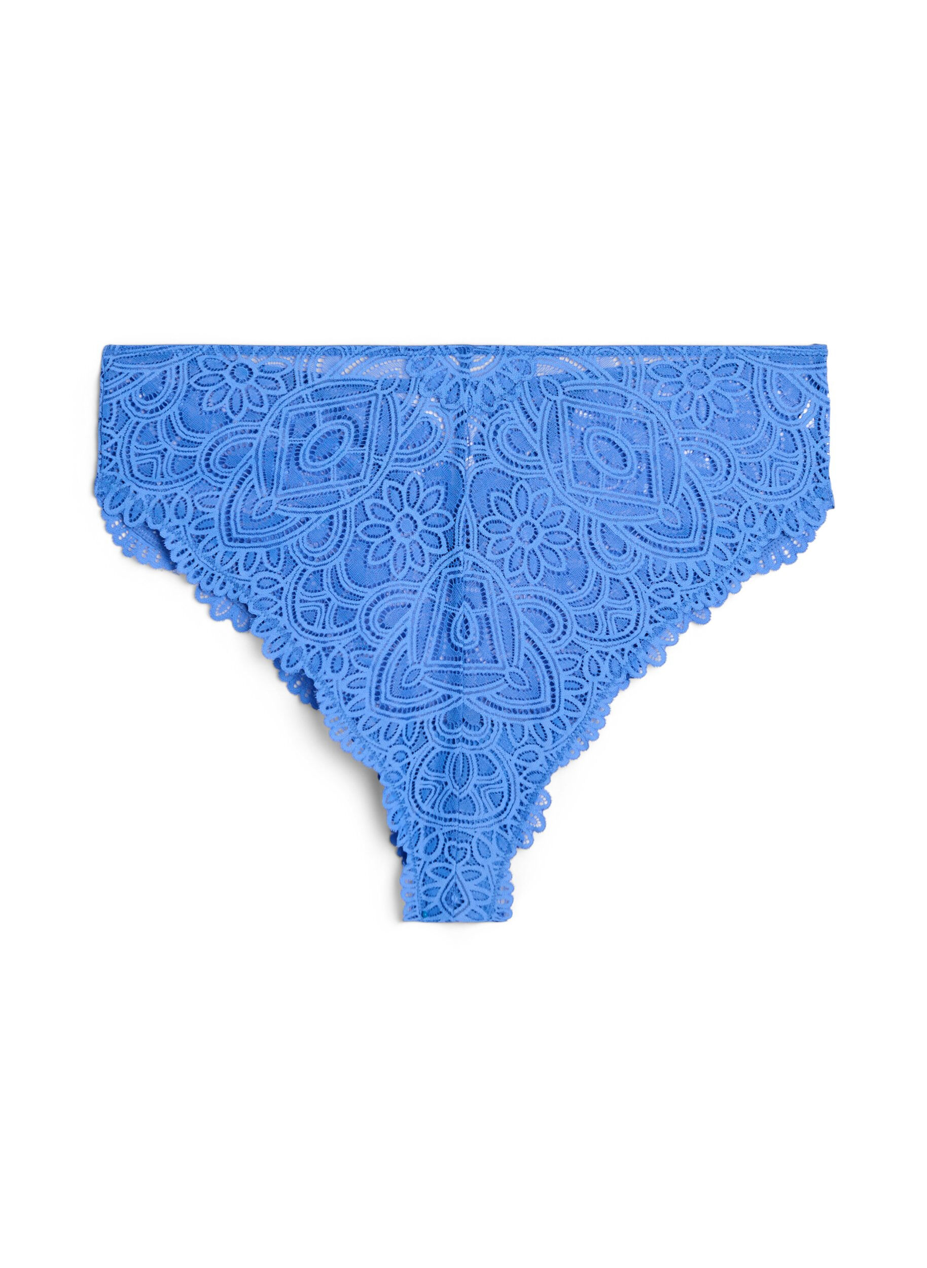 Culotte br&eacute;silienne en dentelle avec taille r&eacute;guli&egrave;re