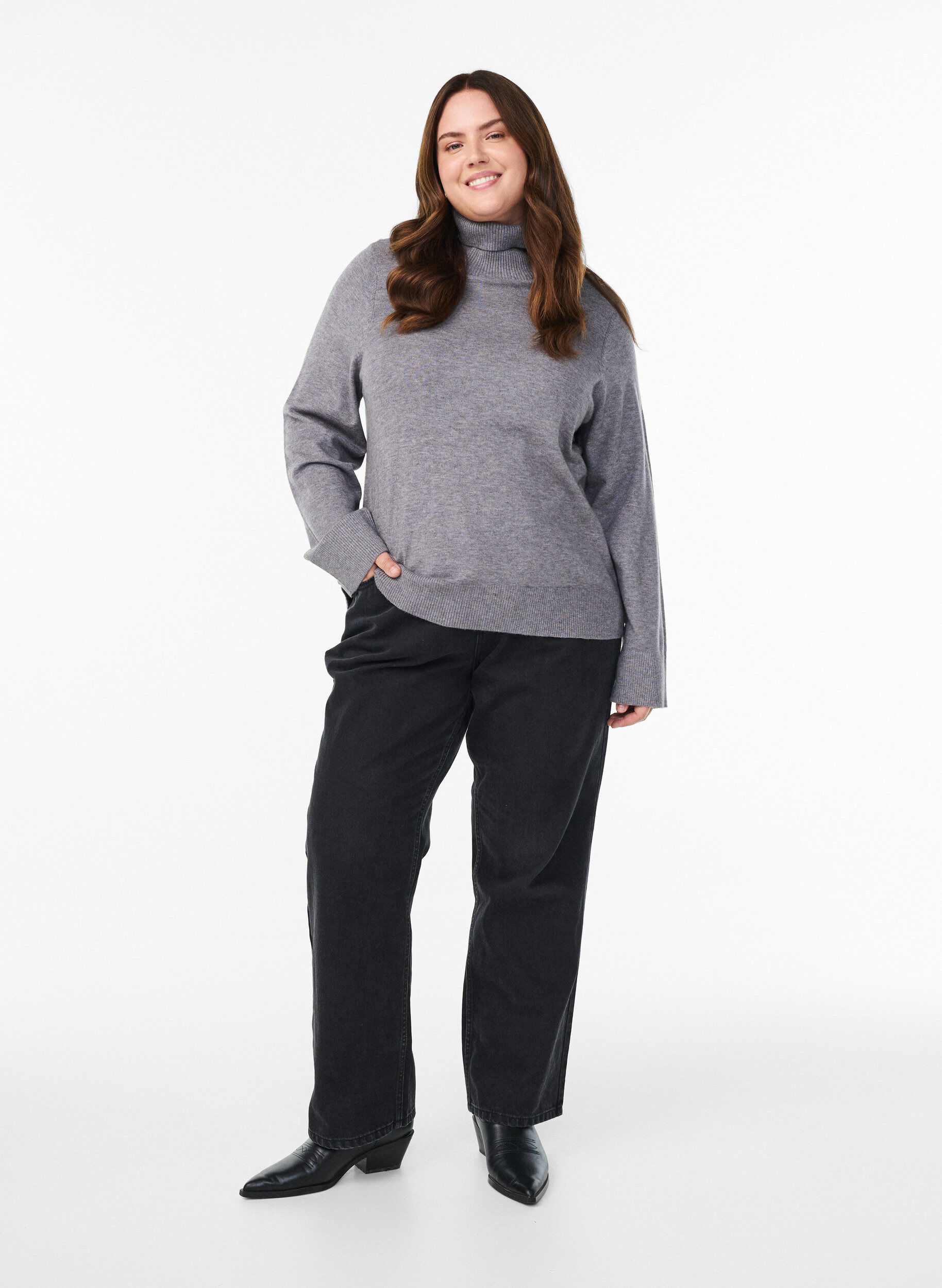 Zizzi Blouse en maille &agrave; col roul&eacute; et boutons sur le c&ocirc;t&eacute;, Gris, Model image number 1