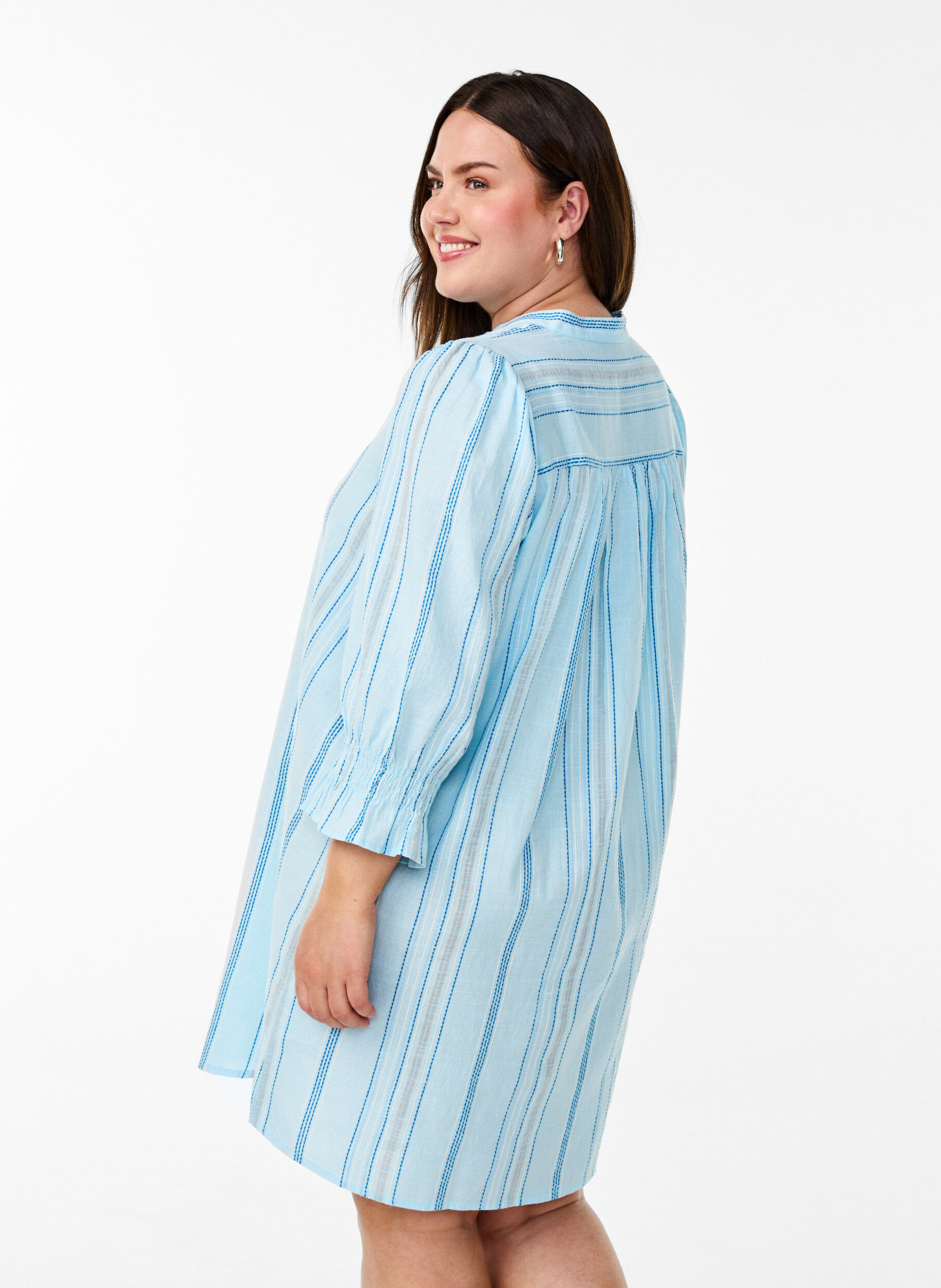 Zizzi Robe courte en coton &agrave; rayures, Bleu Clair, Model image number 2
