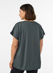 Loose training t-shirt with V-neck, Vert fonc&eacute;, Model image number 2
