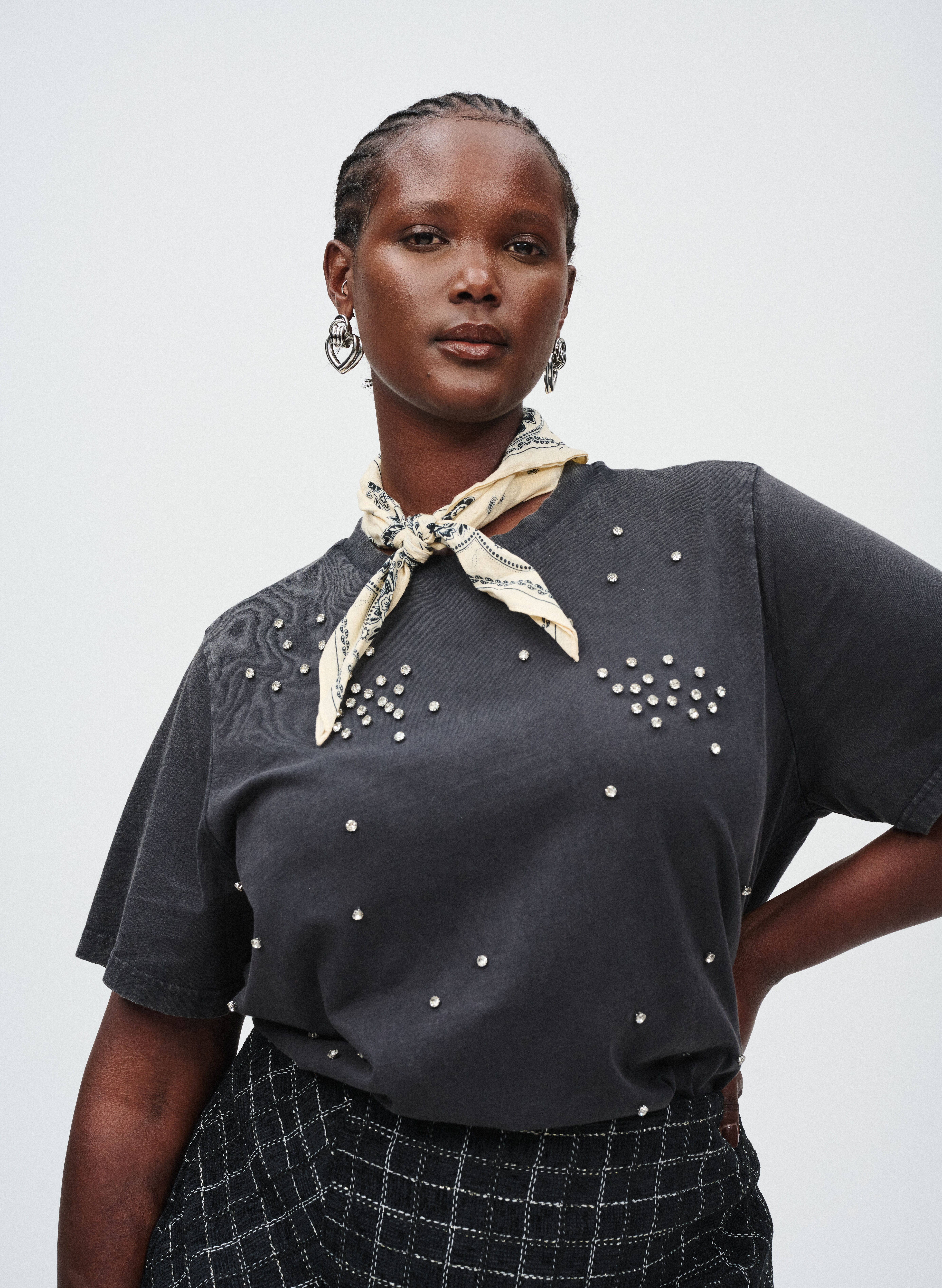 Zizzi Look avec strass, , Model