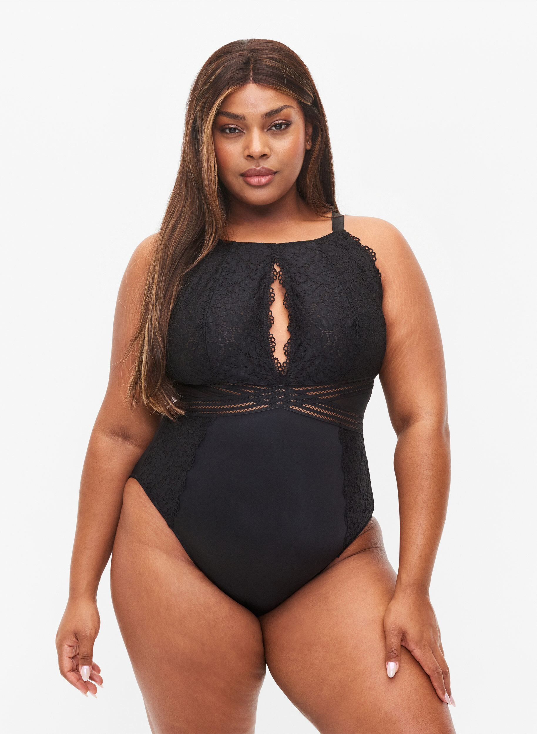 Zizzi Body avec dentelle et d&eacute;coupes, Black, Model image number 0