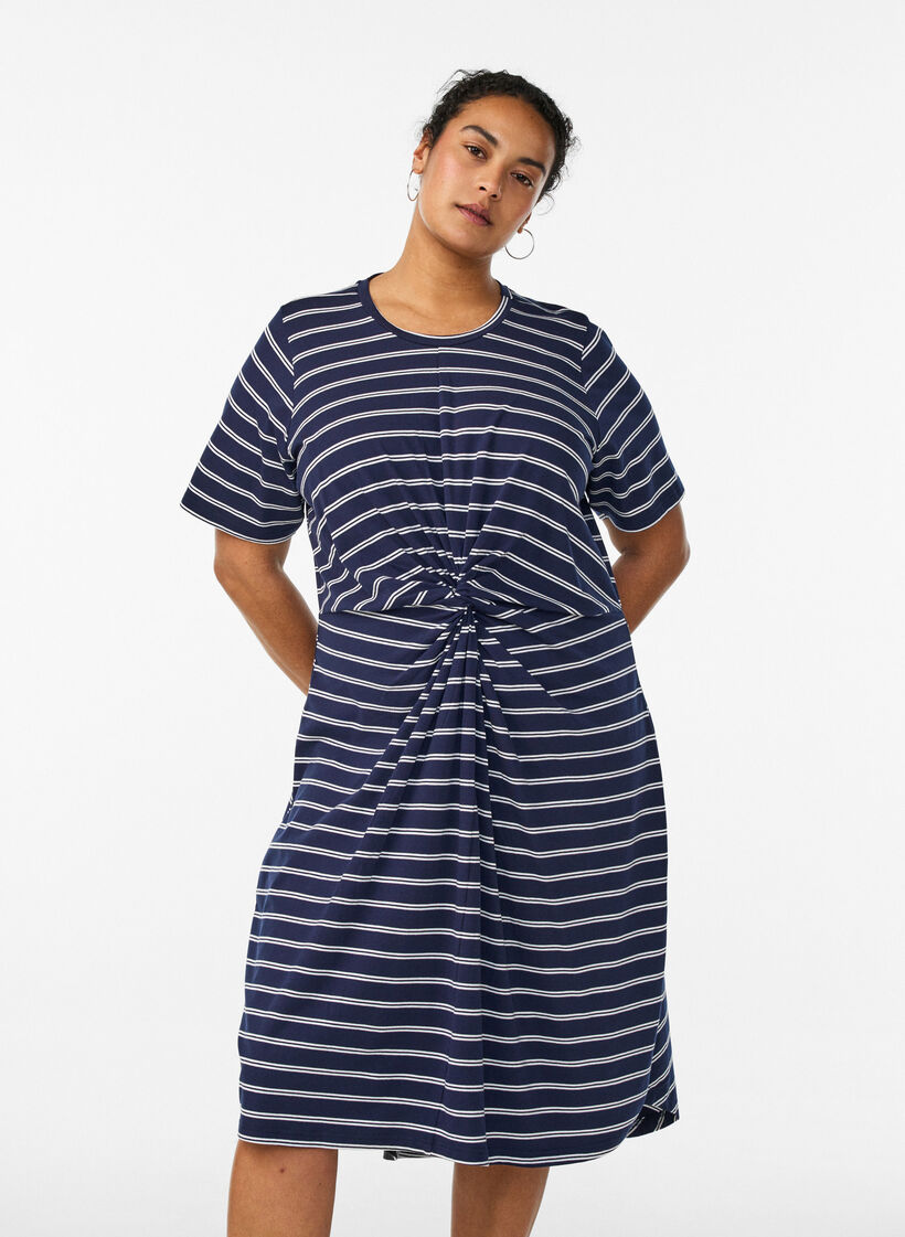 Robe en coton avec d&eacute;tail torsad&eacute;, Bleu, Model image number 0
