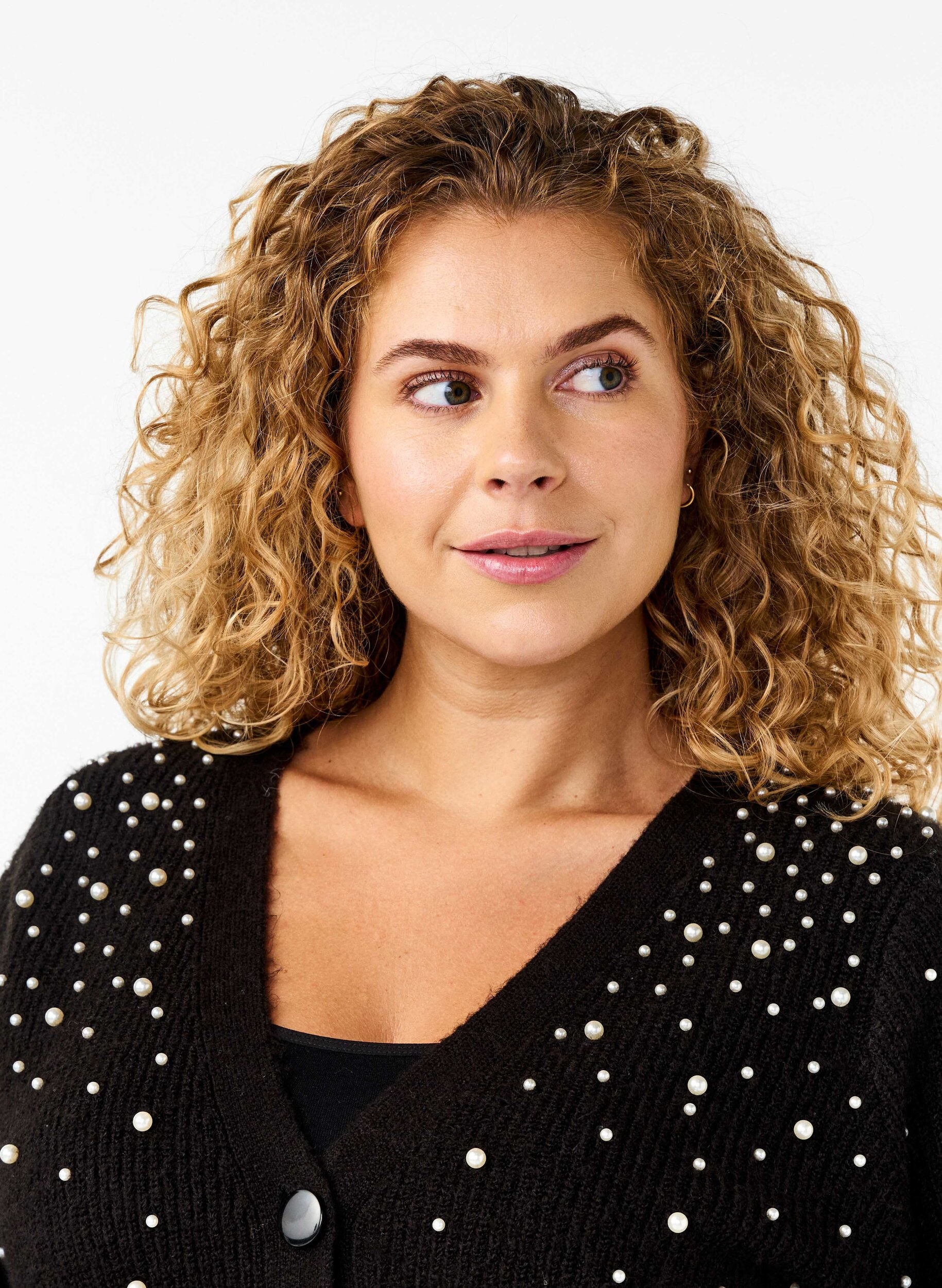 Zizzi Cardigan en tricot avec des perles, Black White Pearls, Model image number 2