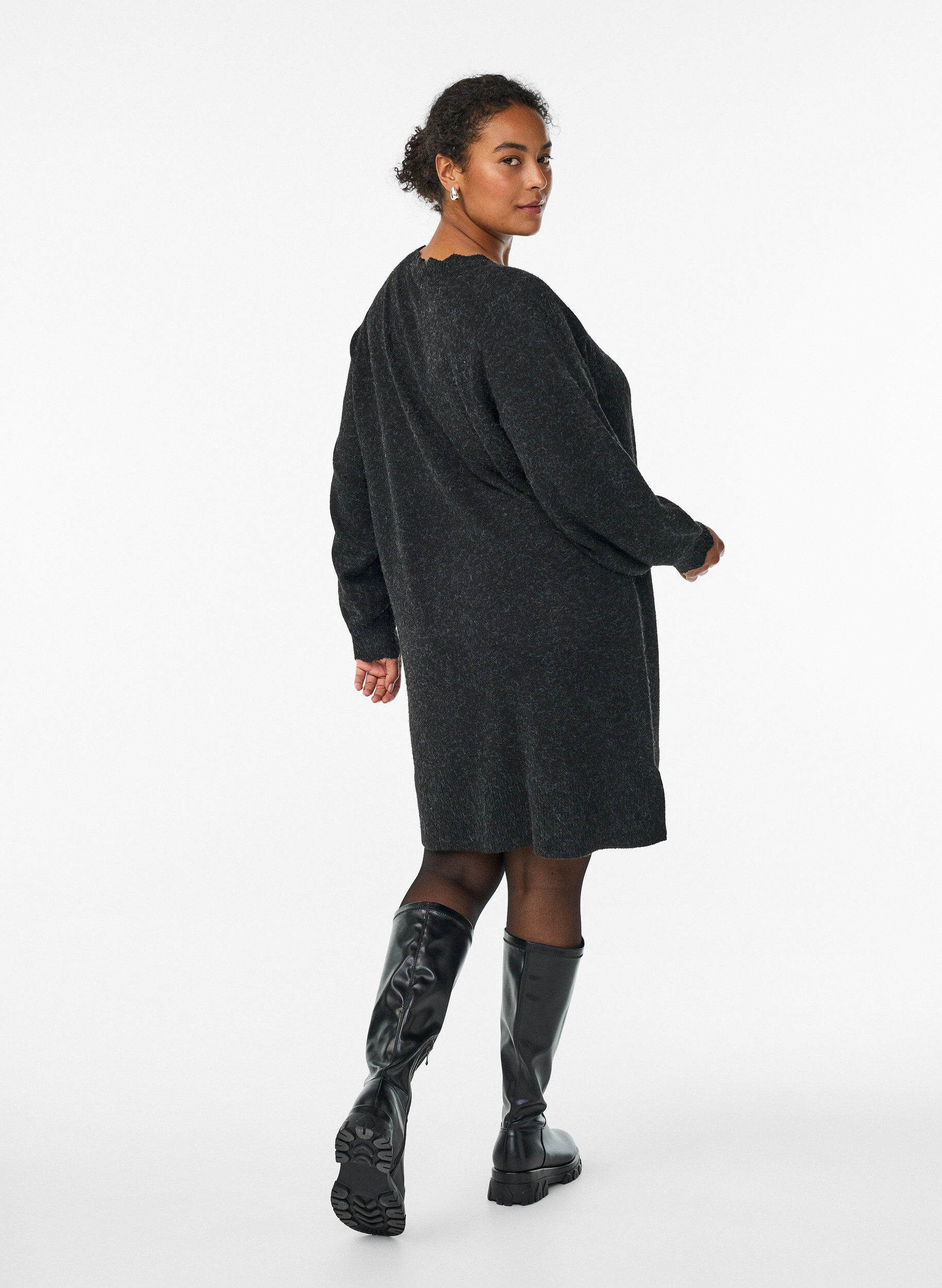 ZizziRobe courte en maille avec ourlet ondul&eacute; et fentes, Gris anthracite, Model image number 1