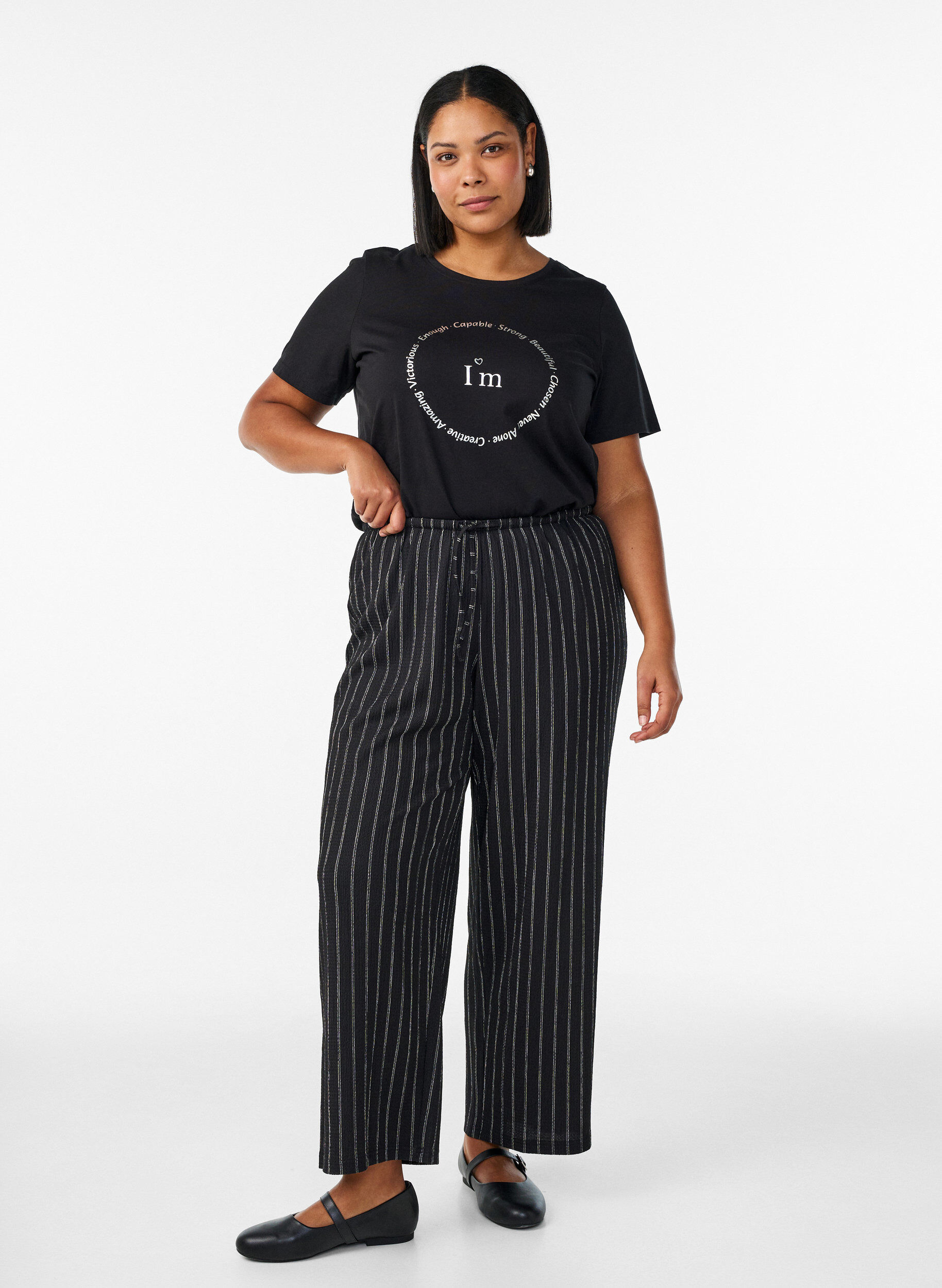 Zizzi T-shirt imprim&eacute;, Noir, Model image number 1