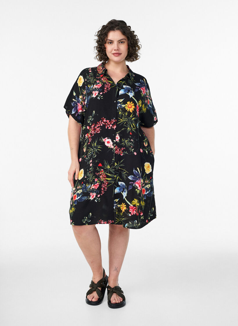 Chemise longue ample en viscose, Noir, Model image number 0