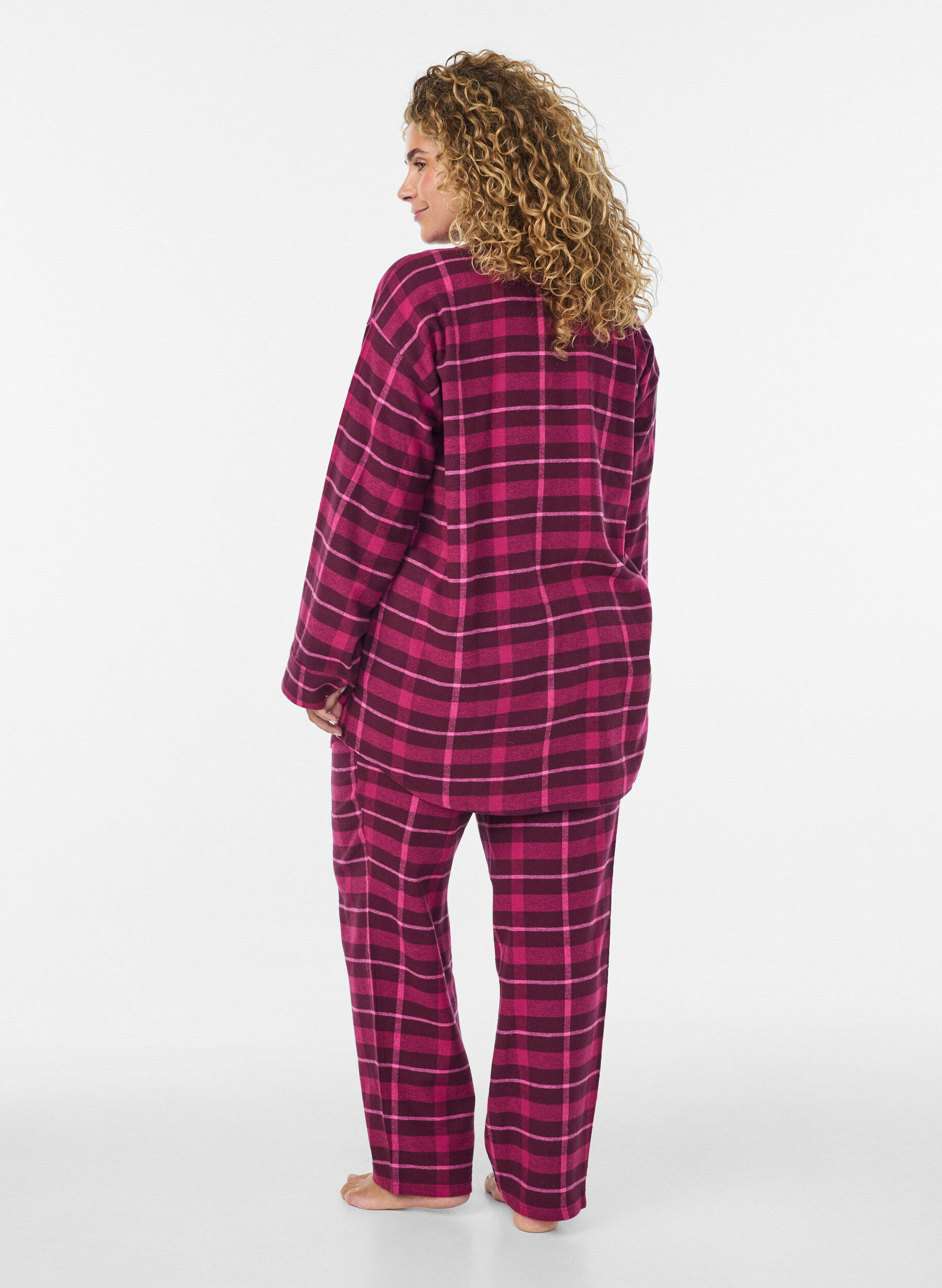 ZizziChemise de pyjama &agrave; carreaux en coton &agrave; manches longues, Bordeaux, Model image number 2