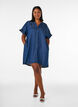 Robe aspect denim avec fermeture boutonn&eacute;e et manches &agrave; volants, Bleu, Model image number 1