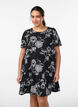 Robe en viscose avec d&eacute;coupe, Noir, Model image number 0