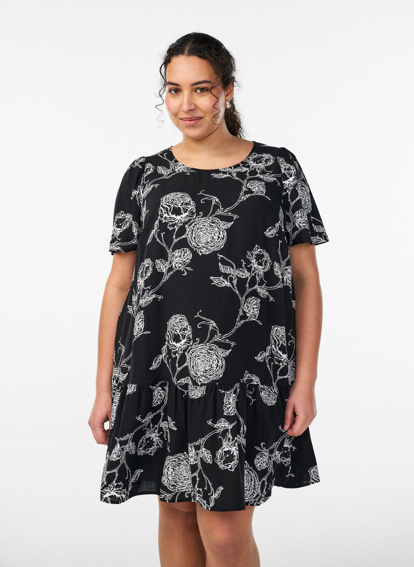 Robe en viscose avec d&eacute;coupe, Noir, Model image number 0