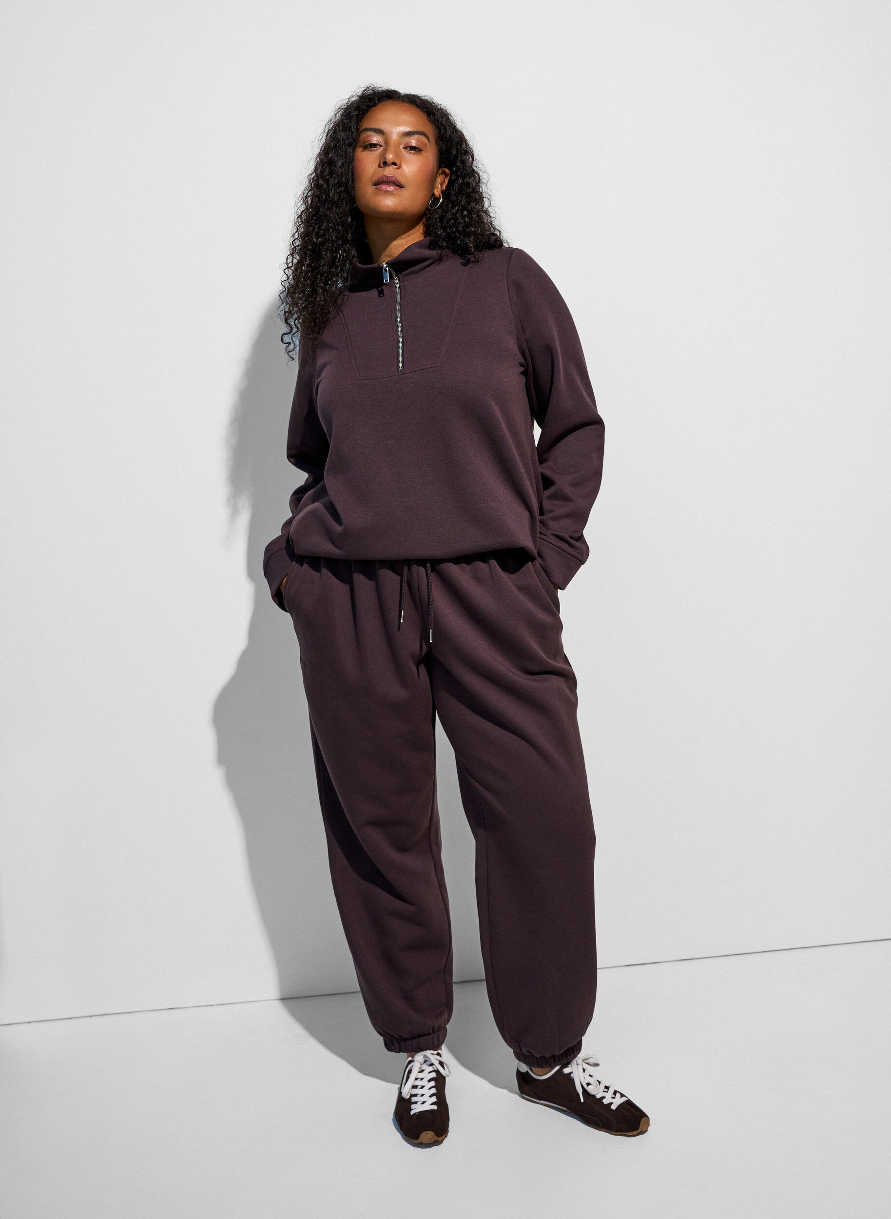 ZizziPantalon de jogging taille haute avec cordon de serrage, Marron, Model image number 0