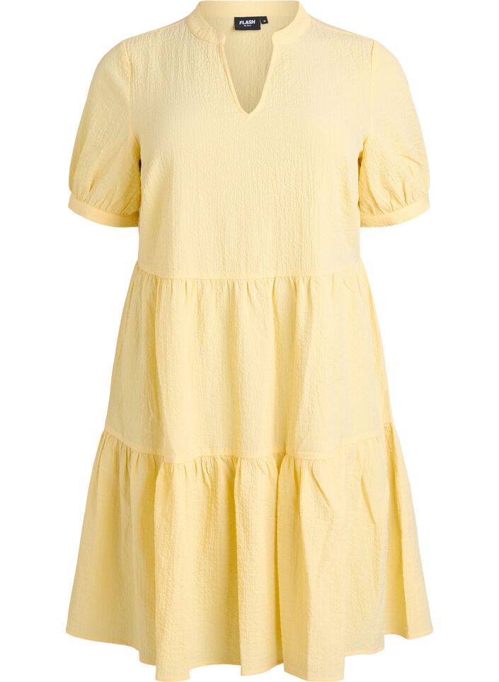 Robe courte &agrave; coupe &eacute;vas&eacute;e, Jaune clair, Packshot image number 0