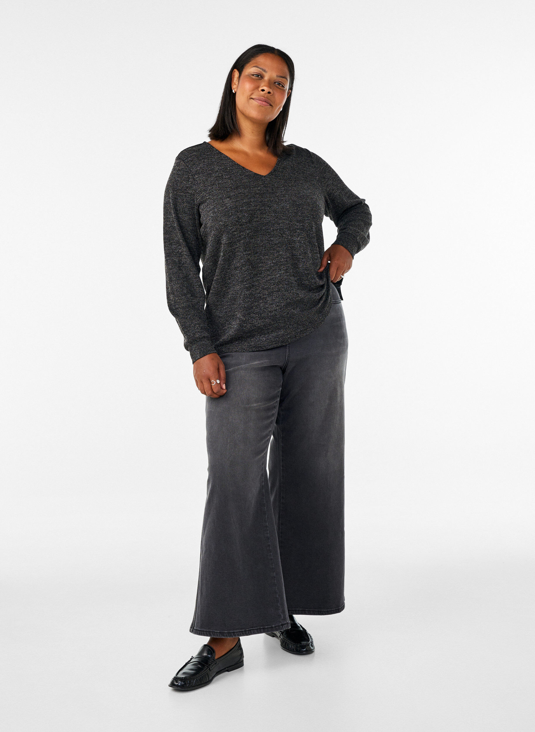 ZizziBlouse en jersey avec col en V et manches longues, Noir, Model image number 1