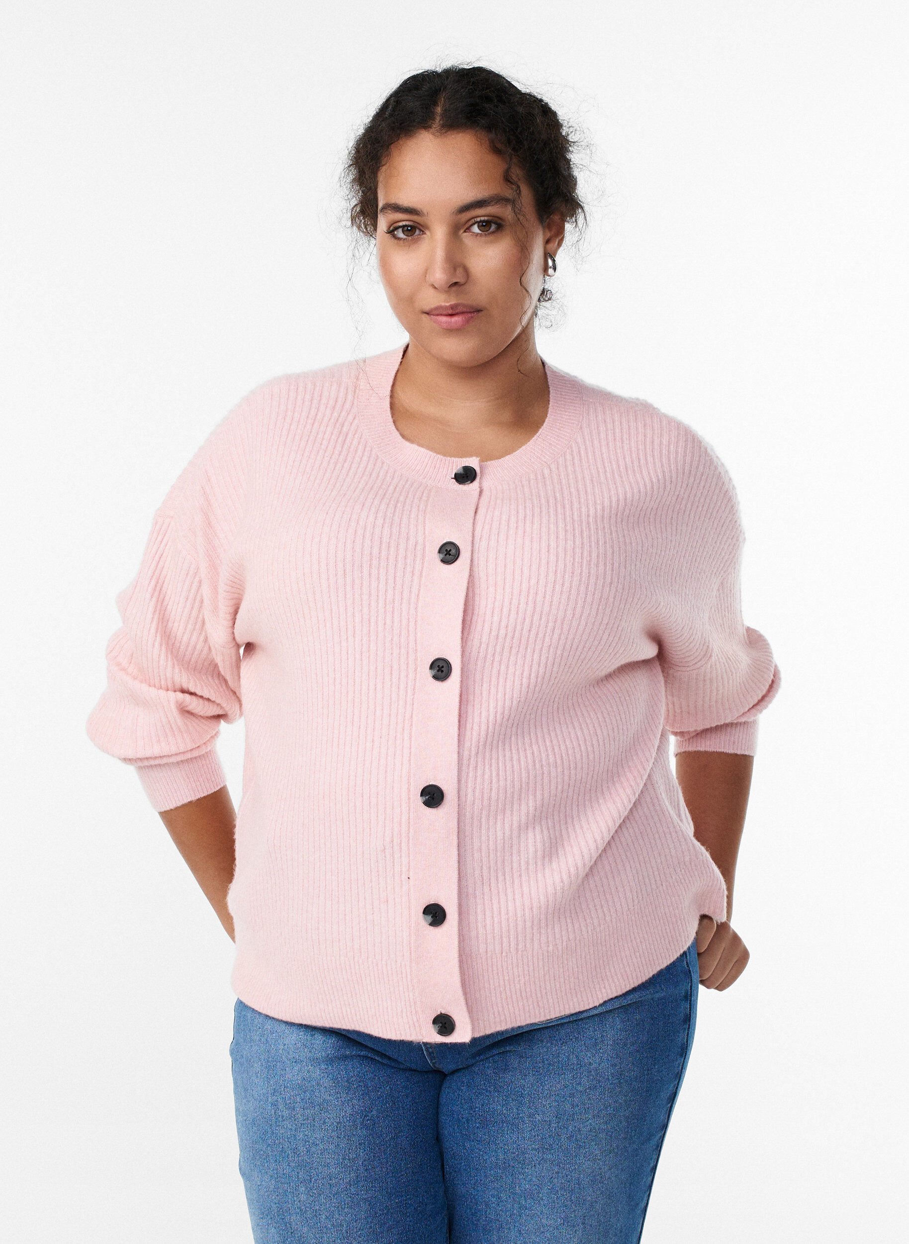 Cardigan en tricot c&ocirc;tel&eacute; avec boutons, Rose, Model