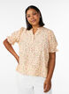 Blouse fleurie en viscose &agrave; manches courtes et col &agrave; volants, Jaune, Model image number 0
