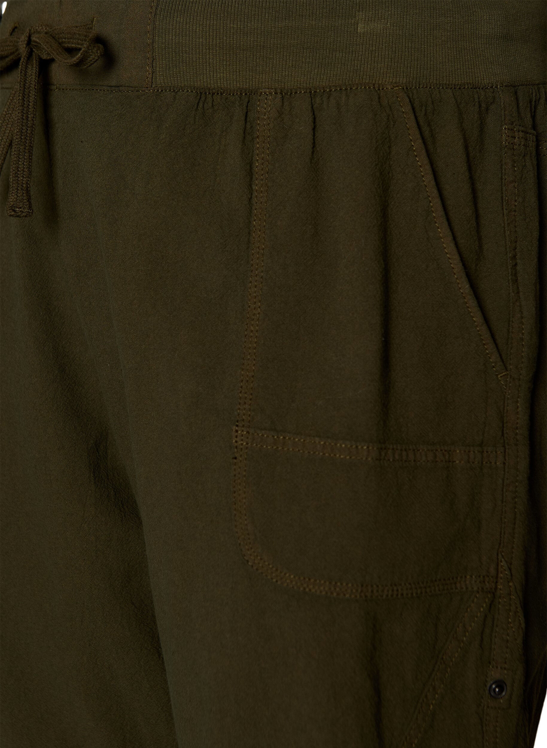 ZizziShort en coton ample avec poches, Vert fonc&eacute;, Packshot image number 2