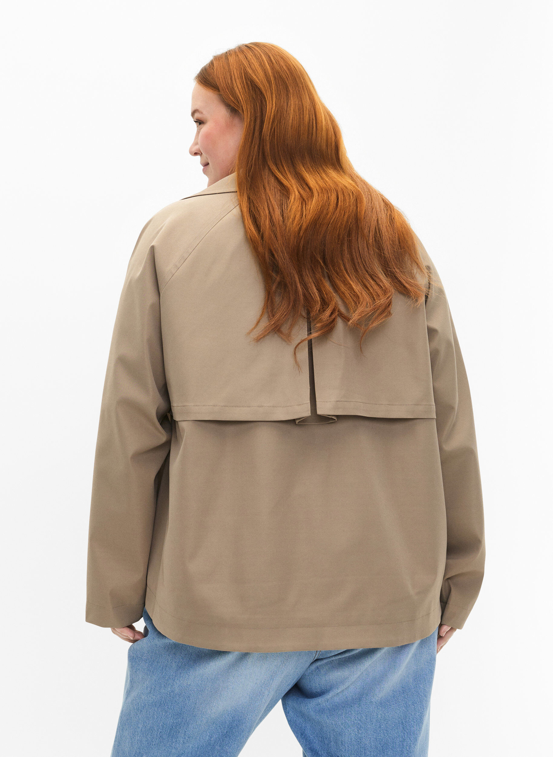 Zizzi Trench court avec fermeture &agrave; bouton-pression, Coriander, Model image number 1