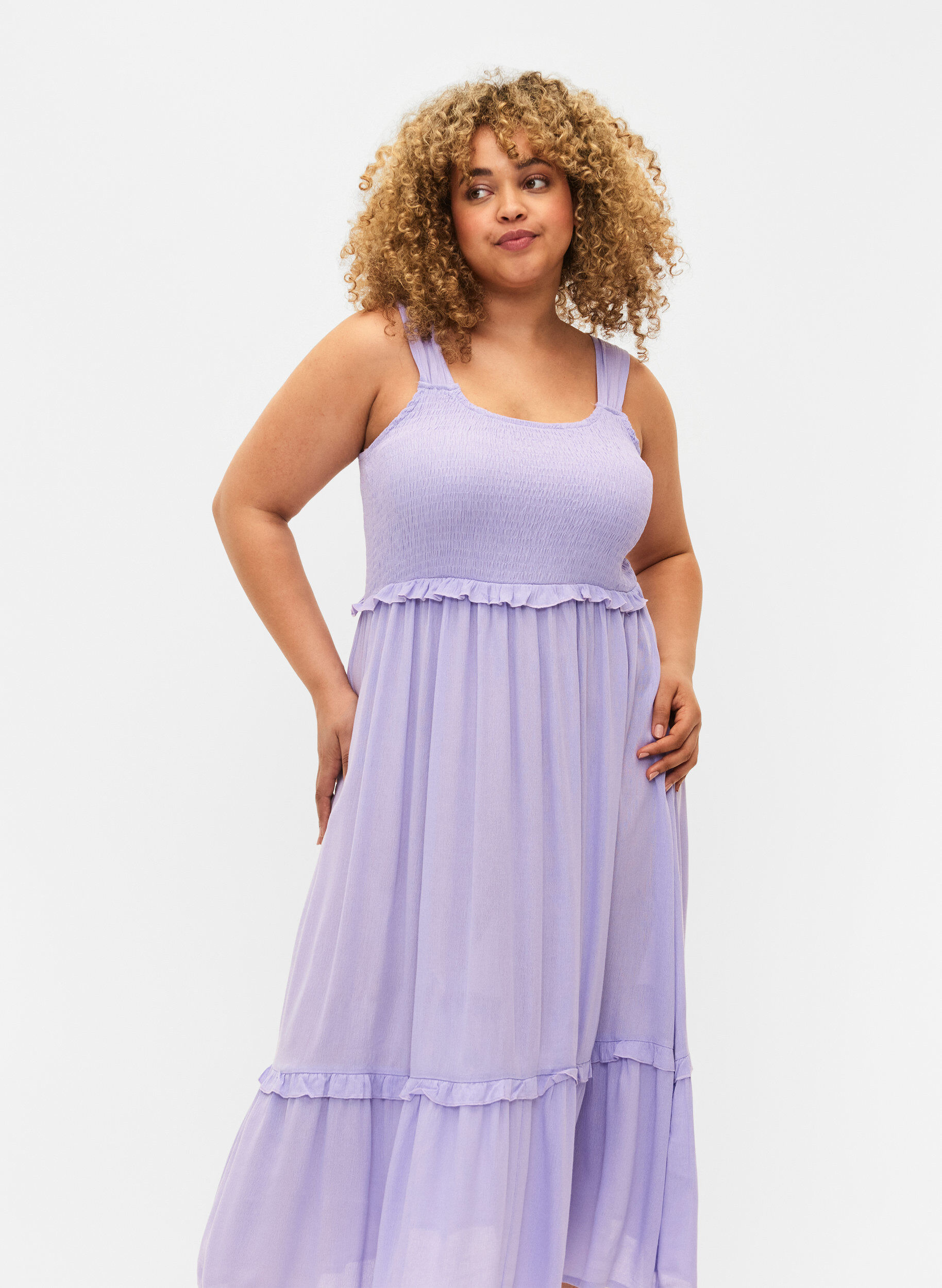 Zizzi Robe midi en viscose avec smock, Lavender, Model image number 2