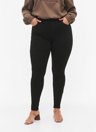 Jeans Amy taille haute, éclat de la couleur noire garanti, Black, Model image number 3