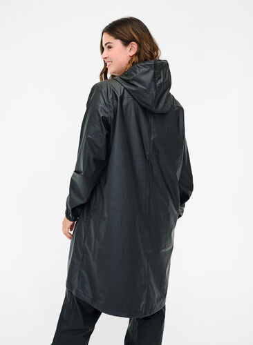 Veste de pluie avec capuche et fermeture boutonnée, Black, Model image number 1