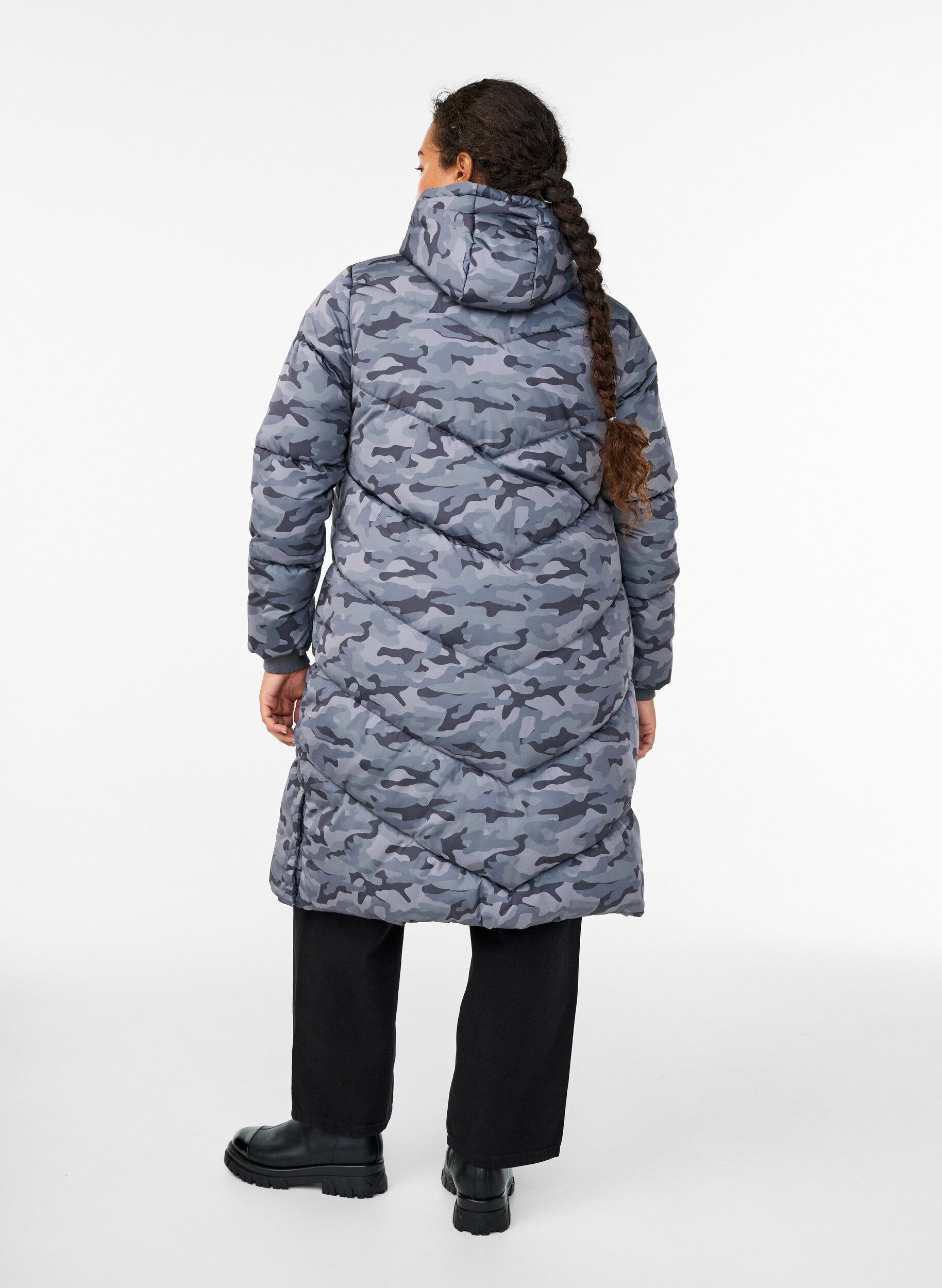 Zizzi Doudoune longue camouflage, Gris anthracite, Model image number 2