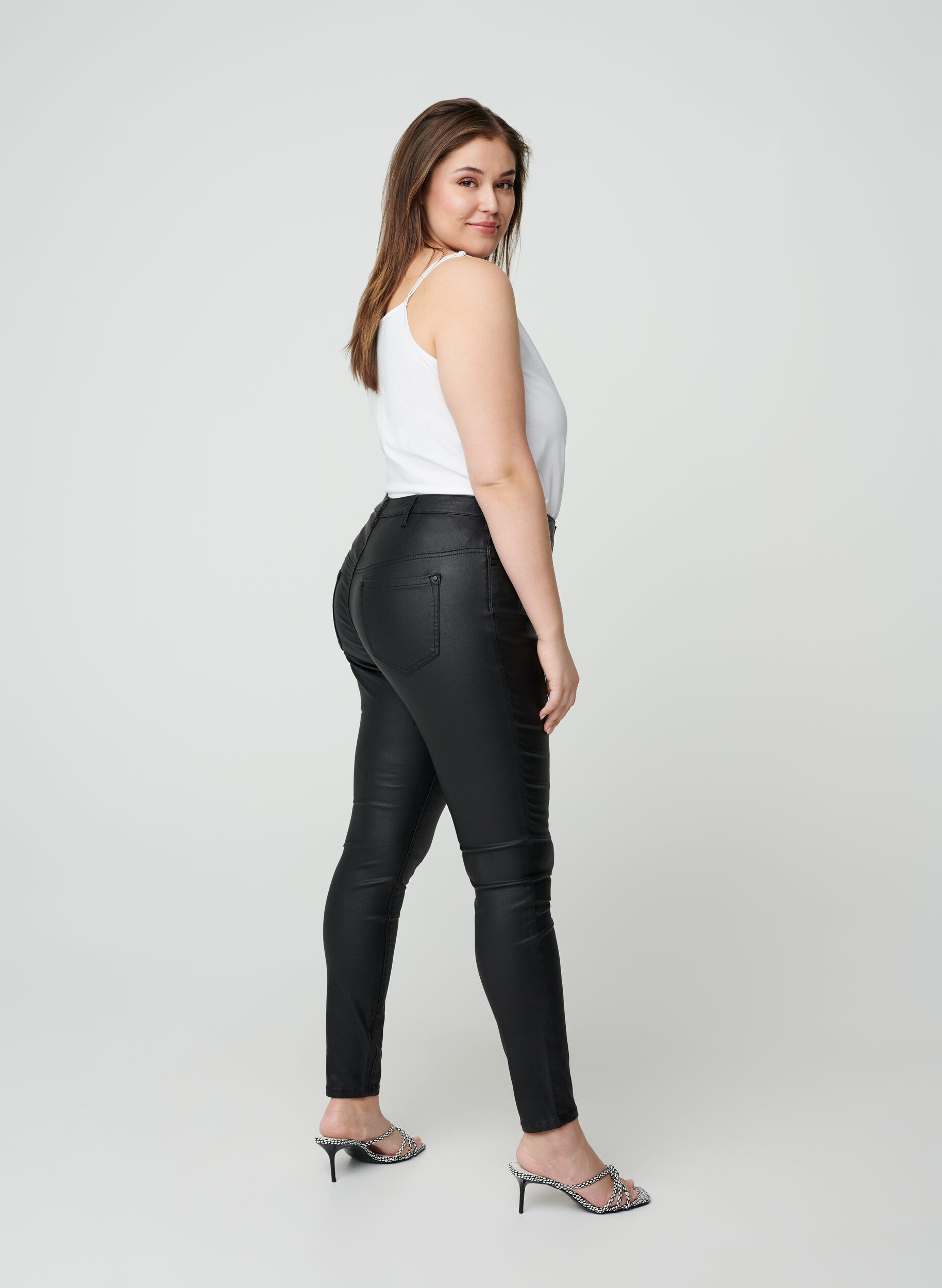 Zizzi Top basique, Bright White, Model image number 1