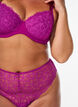 Soutien-gorge rembourr&eacute; avec dentelle et armatures, Violet, Model image number 3