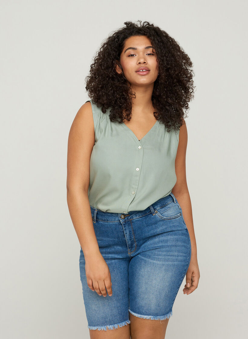 Short en jean taille haute avec bords bruts, Dark blue denim, Model image number 0