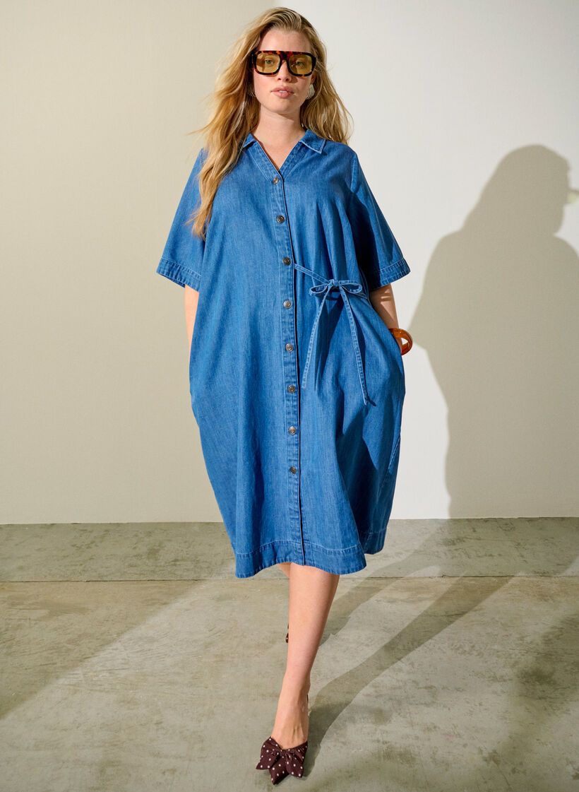 Robe en jean avec boutons et lien &agrave; nouer, Bleu, Image