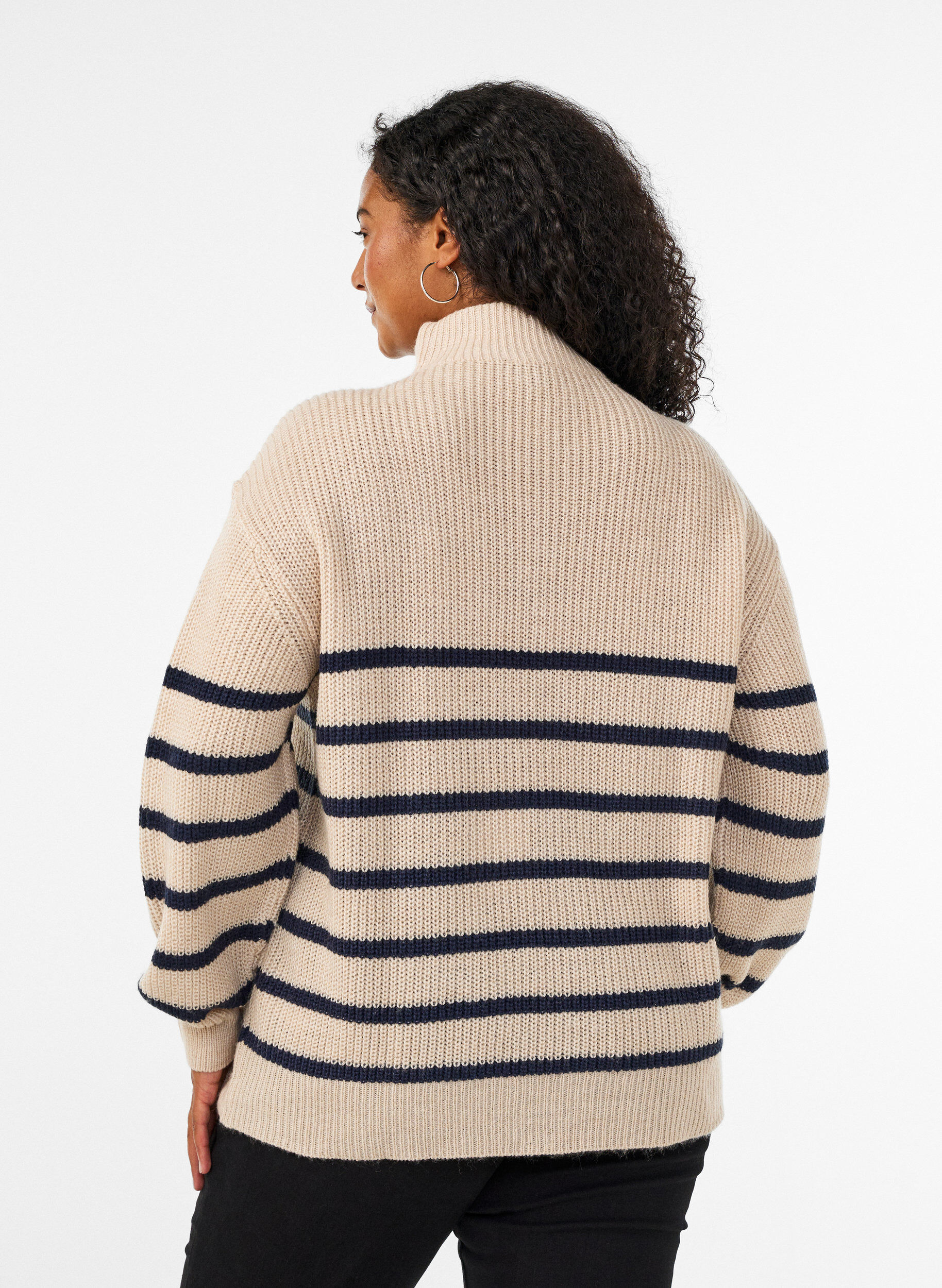 ZizziPull en tricot avec col haut et fermeture &eacute;clair, Vanille, Model image number 2