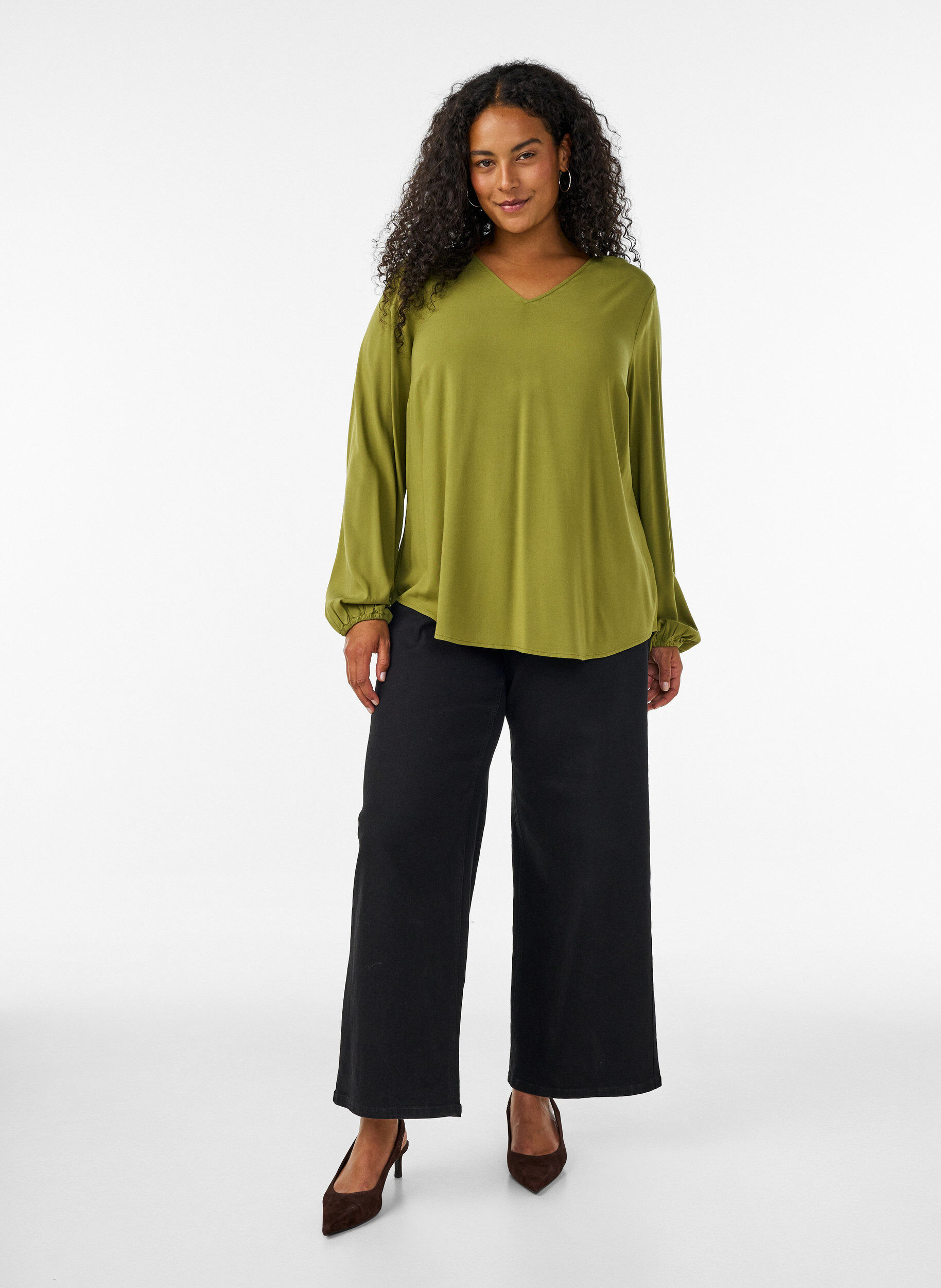 ZizziBlouse en viscose avec col en V et manches longues, Vert, Model image number 1