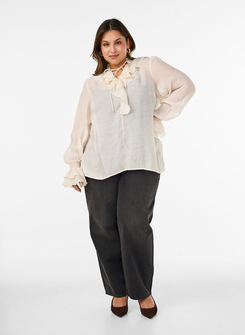 Blouse en viscose avec volants et manches longues, Vanille, Model image number 1