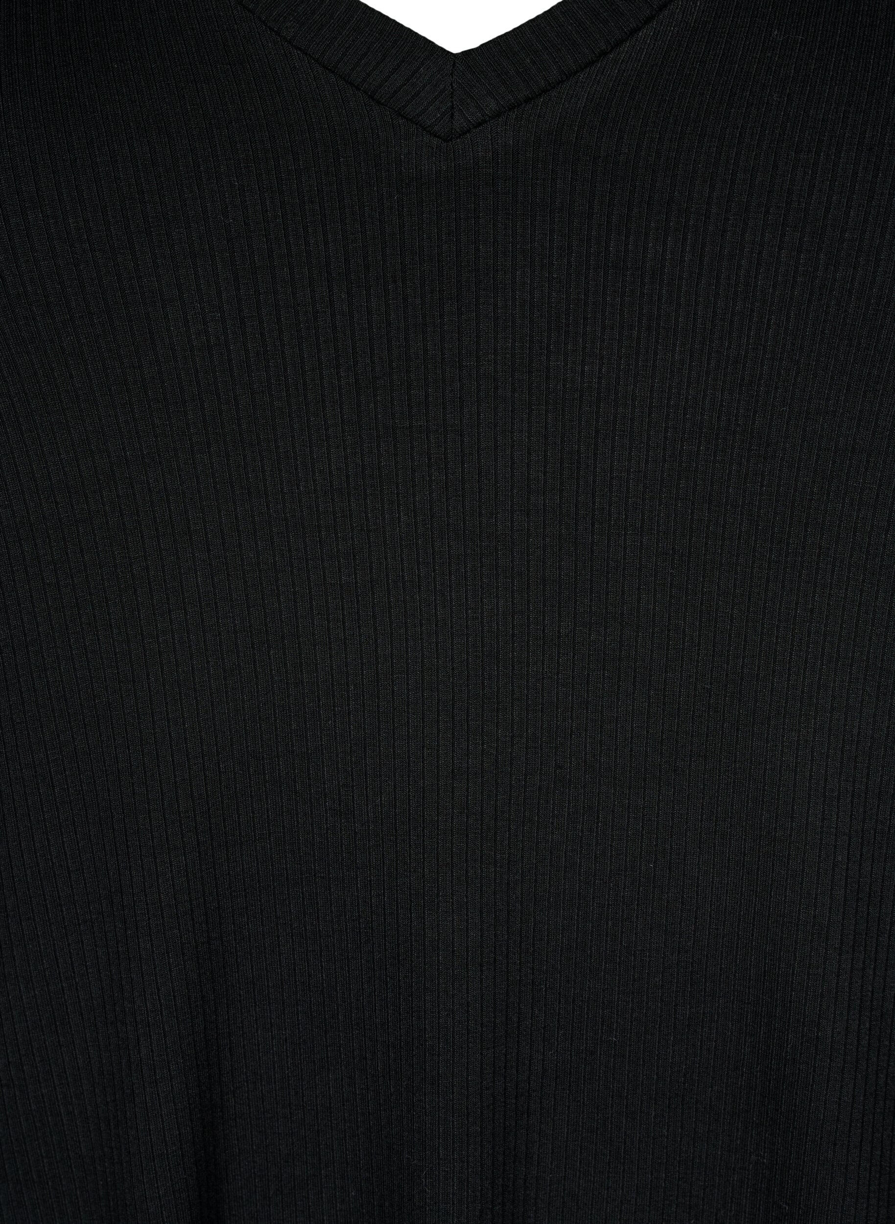 Zizzi T-shirt en viscose c&ocirc;tel&eacute; avec col en V, Black, Packshot image number 2